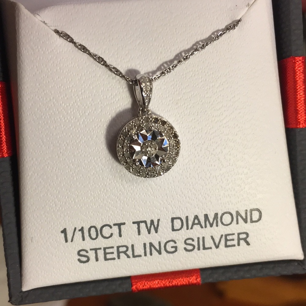Sterling Silver Necklace with Diamond Pendant
